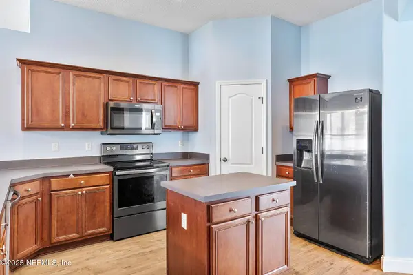 3039 TOWER OAKS DR, Orange Park, FL 32065