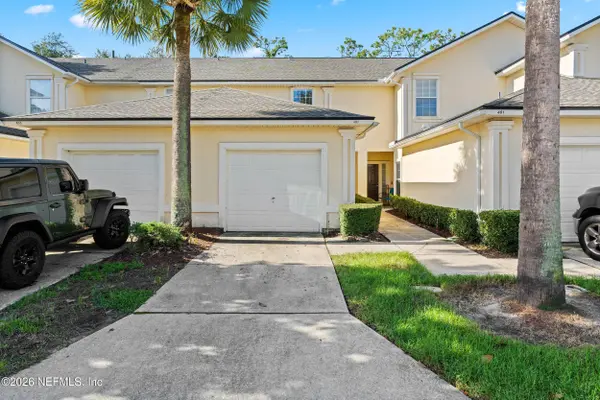 403 SOUTHERN BRANCH LN, St. Johns, FL 32259