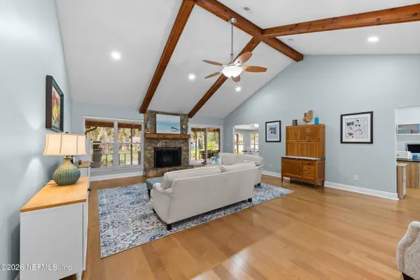 12777 DOGWOOD HILL DR, Jacksonville, FL 32223