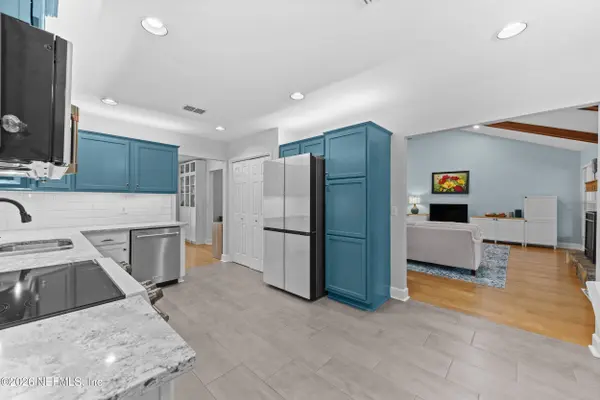 12777 DOGWOOD HILL DR, Jacksonville, FL 32223