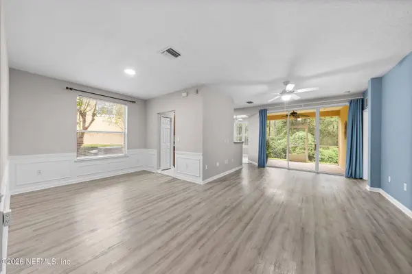 6567 WHITE BLOSSOM CIR #7B, Jacksonville, FL 32258