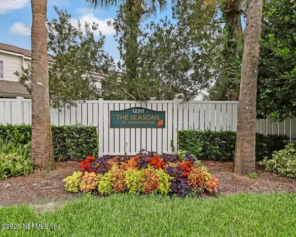 12311 KENSINGTON LAKES DR #1004, Jacksonville, FL 32246