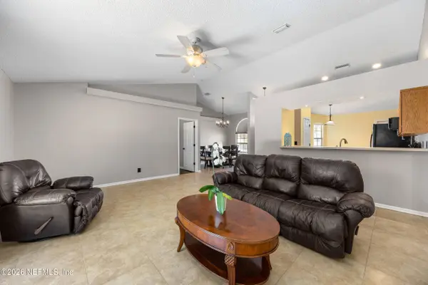 3468 SHELLEY DR, Green Cove Springs, FL 32043