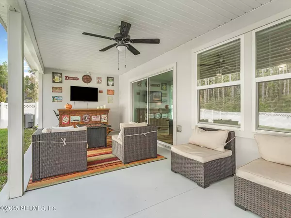 306 GLASGOW DR, St. Johns, FL 32259