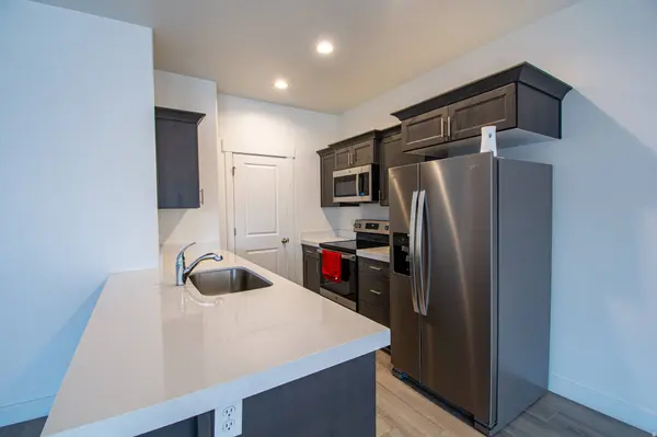 7030 N GOLDEN ACRES LOOP, Eagle Mountain, UT 84005