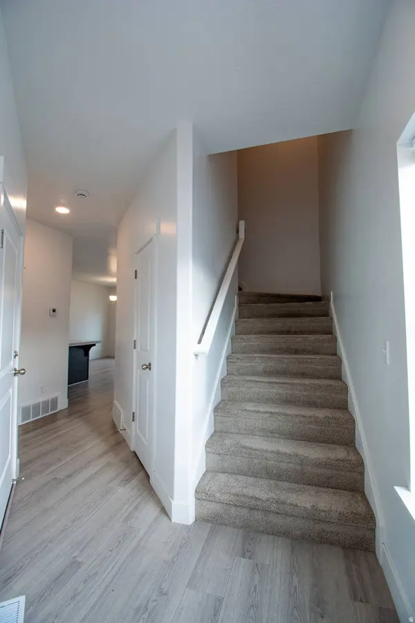 7030 N GOLDEN ACRES LOOP, Eagle Mountain, UT 84005