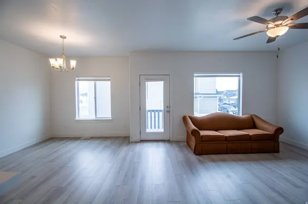 7030 N GOLDEN ACRES LOOP, Eagle Mountain, UT 84005