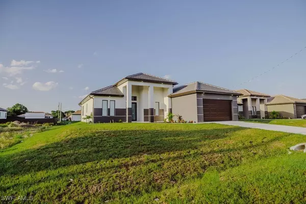 3804 16th ST SW, Lehigh Acres, FL 33976