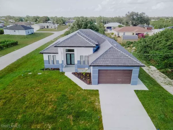 3716 16th ST SW, Lehigh Acres, FL 33976