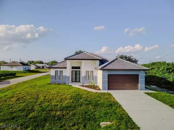 3716 16th ST SW, Lehigh Acres, FL 33976