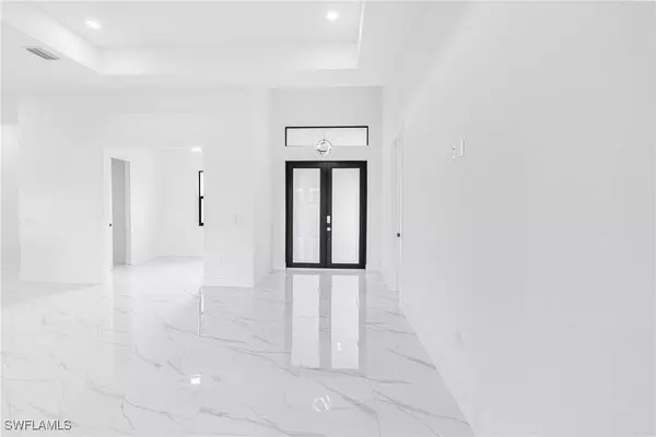 3606 29th ST SW, Lehigh Acres, FL 33976