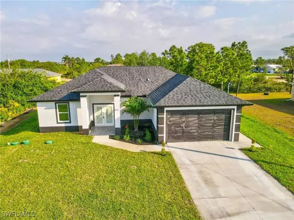 215 Pageant ST, Lehigh Acres, FL 33974