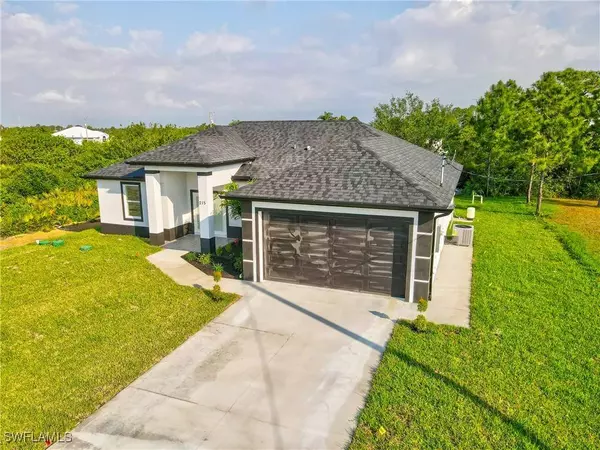 215 Pageant ST, Lehigh Acres, FL 33974