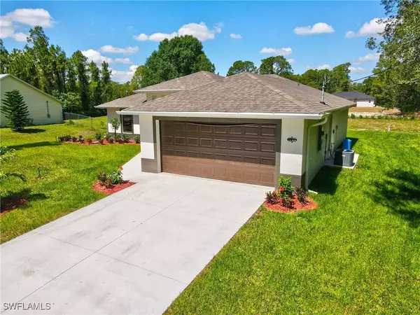1109 Prospect AVE, Lehigh Acres, FL 33972