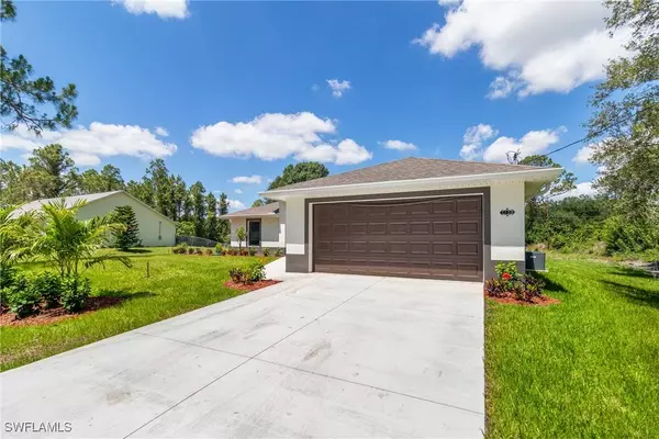 1109 Prospect AVE, Lehigh Acres, FL 33972