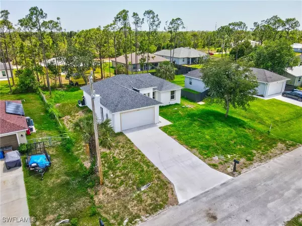 3507 41st ST SW, Lehigh Acres, FL 33976