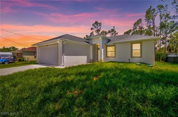 3507 41st ST SW, Lehigh Acres, FL 33976