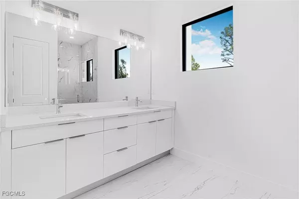 1028 Maxwell AVE S, Lehigh Acres, FL 33974