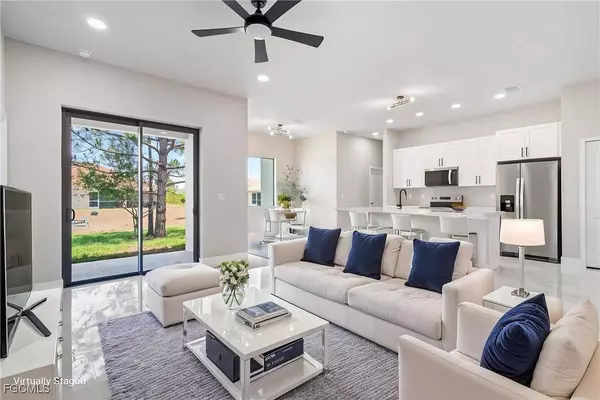 2606 25th ST SW, Lehigh Acres, FL 33976