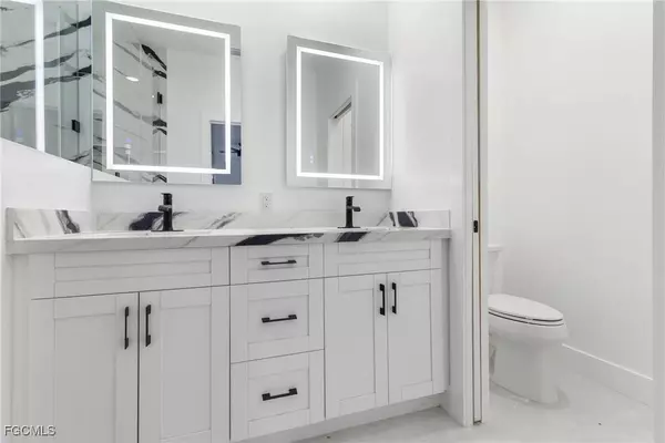 713 Camilla ST E, Lehigh Acres, FL 33974