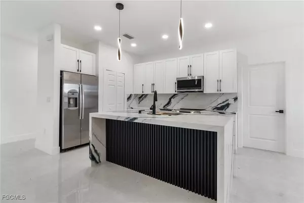 714 Cane ST E, Lehigh Acres, FL 33974