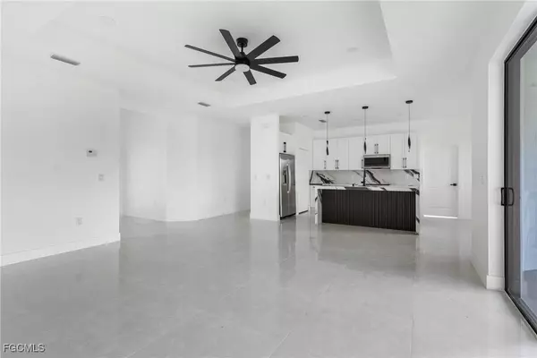 713 Camilla ST E, Lehigh Acres, FL 33974