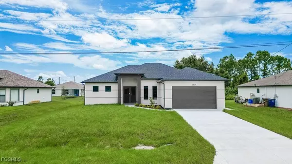 2809 25th ST SW, Lehigh Acres, FL 33976