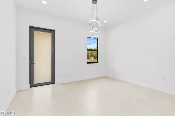 750 Brazos ST E, Lehigh Acres, FL 33974