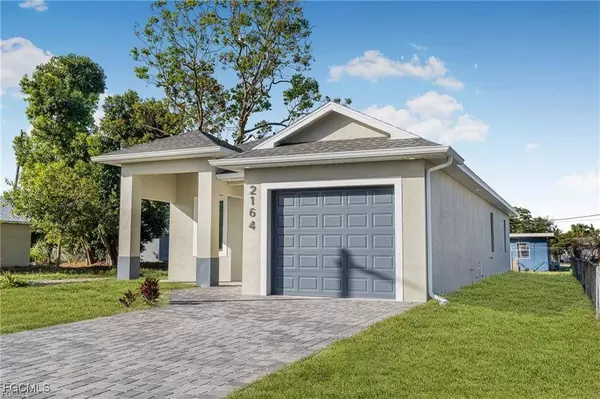 2164 Barker BLVD, Fort Myers, FL 33916