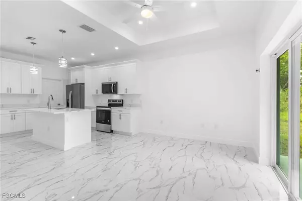 3227 Dale ST, Fort Myers, FL 33916