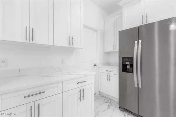 3227 Dale ST, Fort Myers, FL 33916