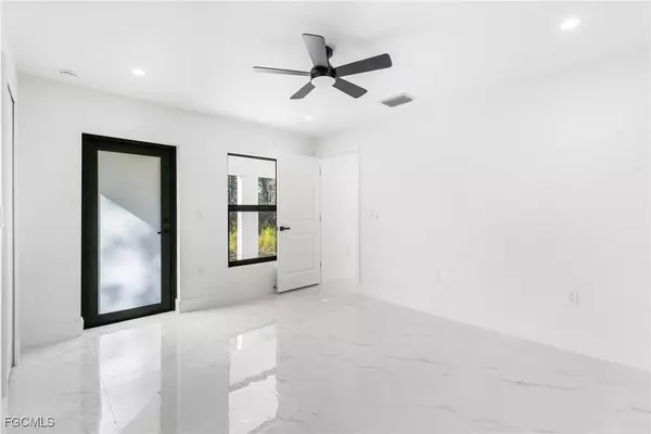 1103 Williams AVE, Lehigh Acres, FL 33972