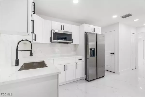 1103 Williams AVE, Lehigh Acres, FL 33972