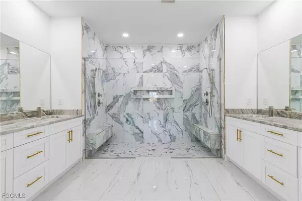 2716 25TH ST SW, Lehigh Acres, FL 33976