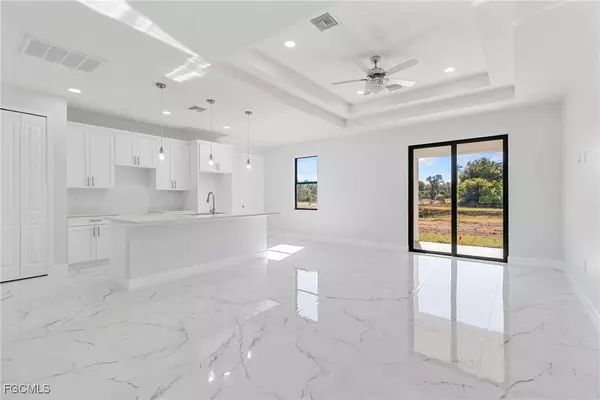 1152 Randolph ST, Lehigh Acres, FL 33974