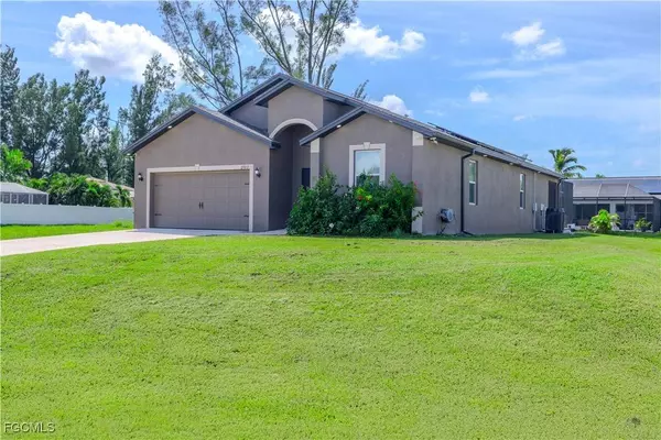 2902 NW 10th TER, Cape Coral, FL 33993