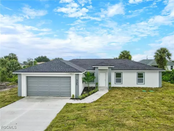 2812 65TH ST W, Lehigh Acres, FL 33971