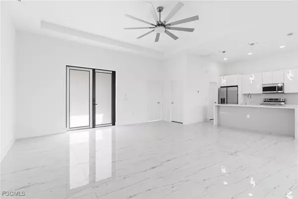 321 Peerless ST, Lehigh Acres, FL 33974