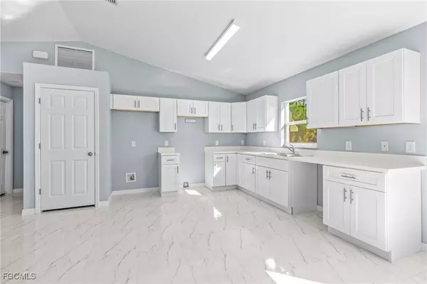 1120 Chiefland ST E, Lehigh Acres, FL 33974