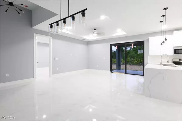 2714 2ND ST SW, Lehigh Acres, FL 33976