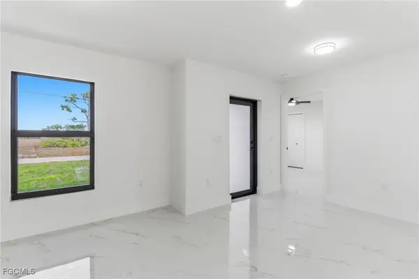 1918 NW 21st TER, Cape Coral, FL 33993