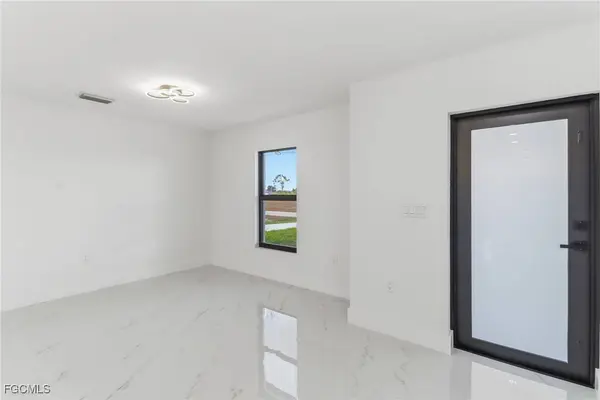 1918 NW 21st TER, Cape Coral, FL 33993