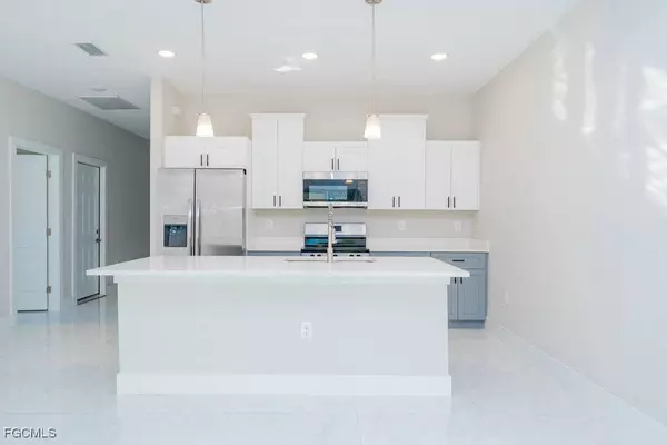 4419 22nd ST SW, Lehigh Acres, FL 33973