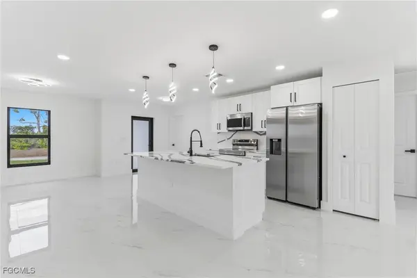 1918 NW 21st TER, Cape Coral, FL 33993