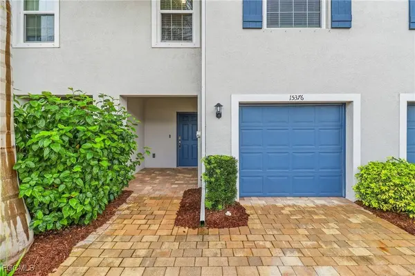 15376 Wildflower CIR, Naples, FL 34119