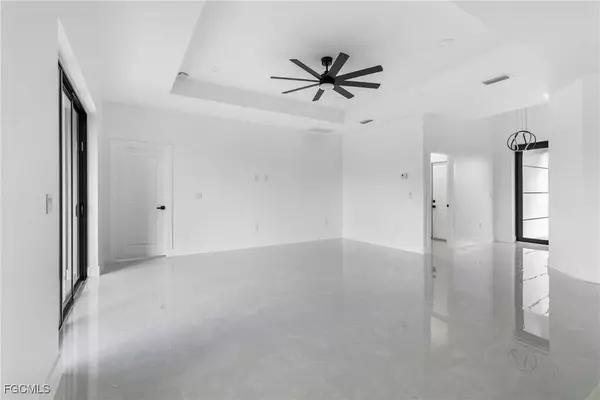 713 Camilla ST E, Lehigh Acres, FL 33974