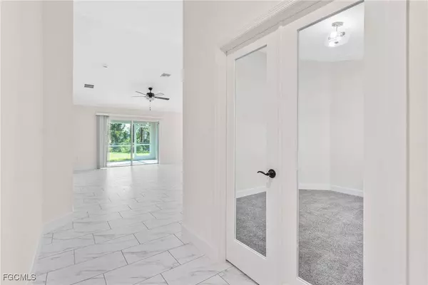 2603 53rd ST SW, Lehigh Acres, FL 33976