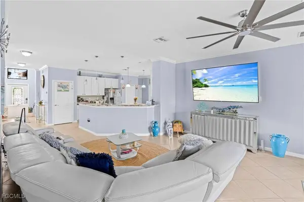 2792 Via Piazza LOOP, Fort Myers, FL 33905