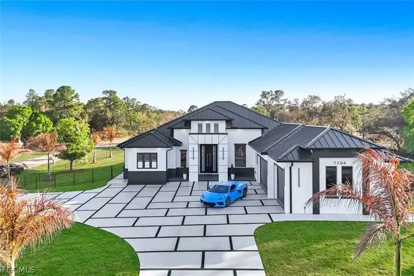 1104 E 6th ST, Lehigh Acres, FL 33972