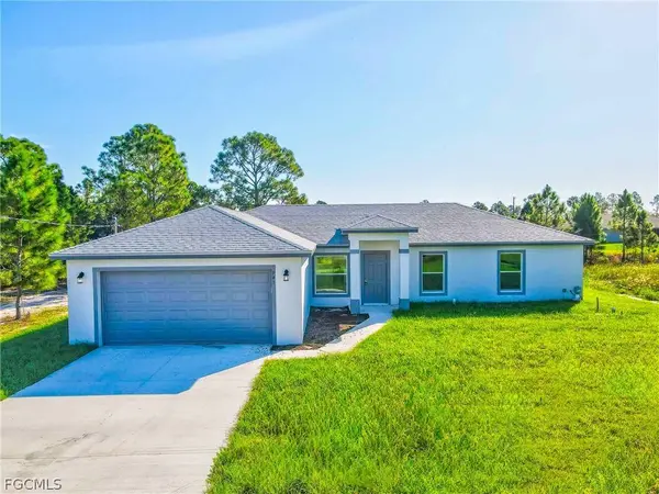 1246 Ecclesia ST E, Lehigh Acres, FL 33974